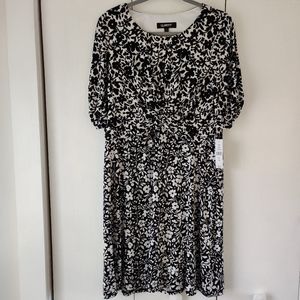 Glamour black and white dress in size 16, NWT